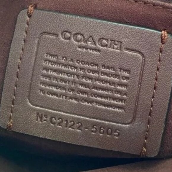 LIKE NEW COACH GEORGIE BAG WITH RIVETS GORGEOUS - Picture 11 of 12